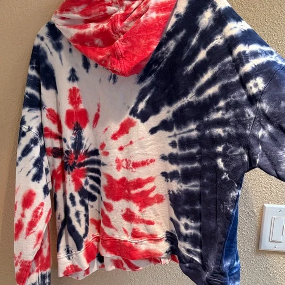 Brand new without Tags / Old Navy Red and Blue Tie-Dye Hoodie - Picture 8 of 10